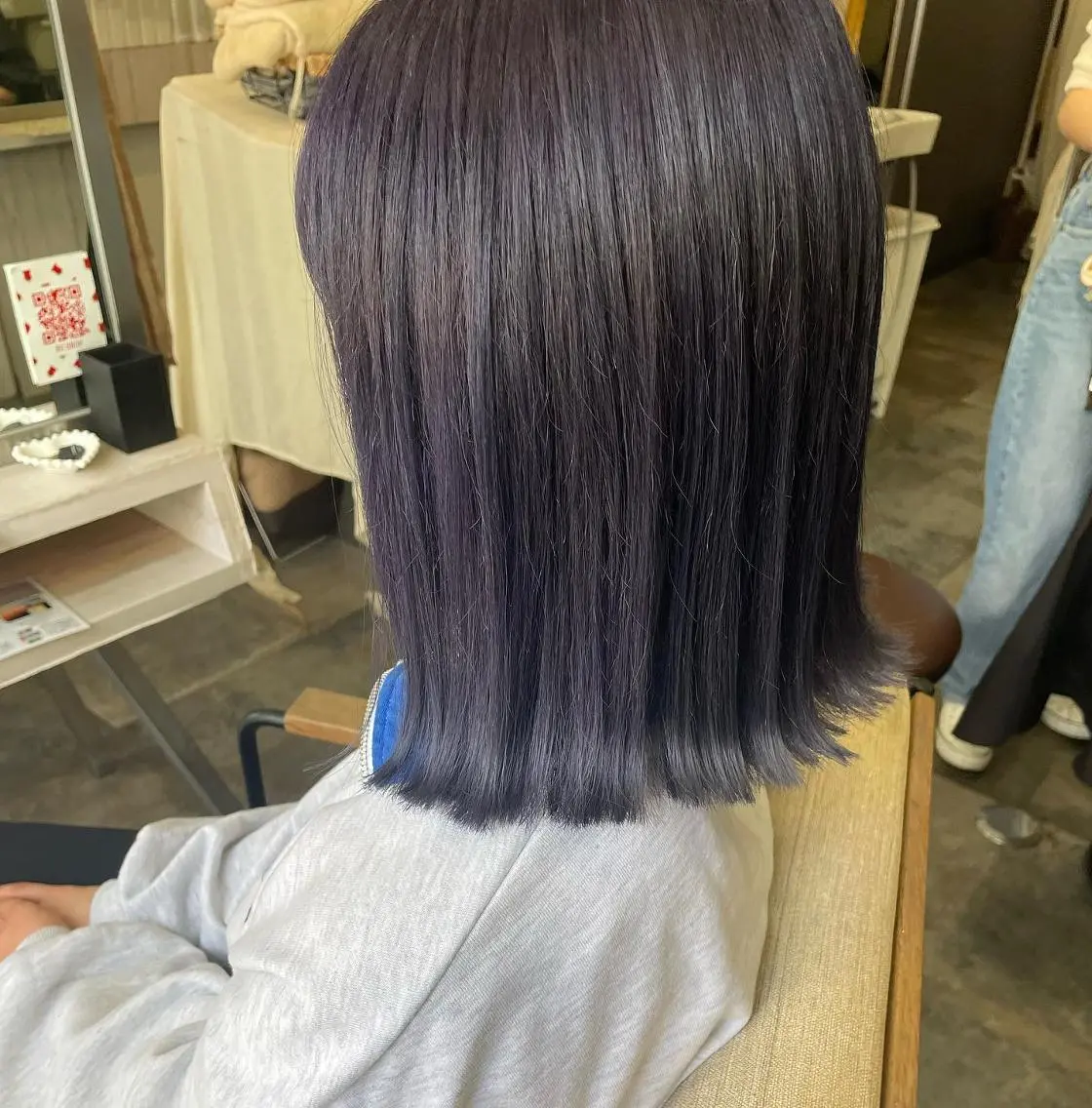 ミディアム カラー ブリーチ ダブルカラー イヤリングカラー トリートメント 吉村 夏椰のヘアスタイル