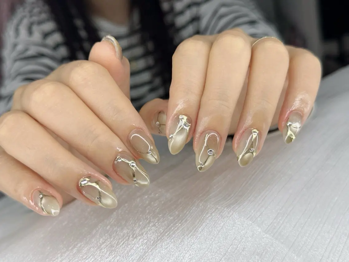 ネイル フットネイル フレンチネイル 韓国ネイル マグネットネイル ニュアンスネイル KAORI YUMIのネイルデザイン
