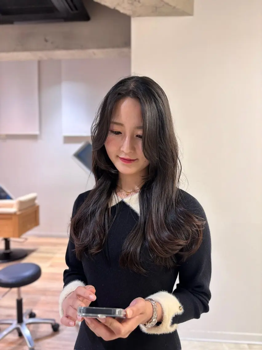 ロング カラー 透明感カラー ヘアカラー miyu 🫧のヘアスタイル