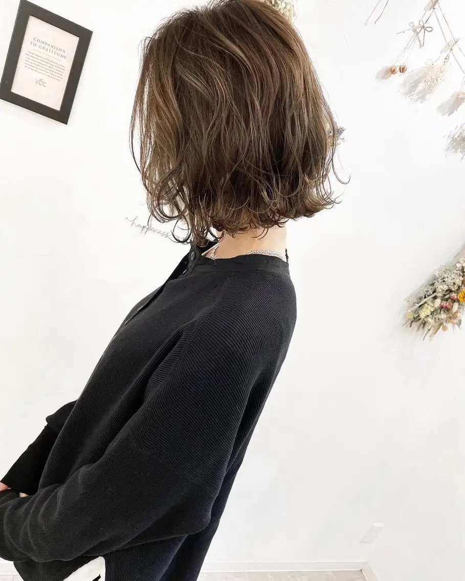 カラー 会社で浮かない 大人ヘア/心斎橋のヘアスタイル
