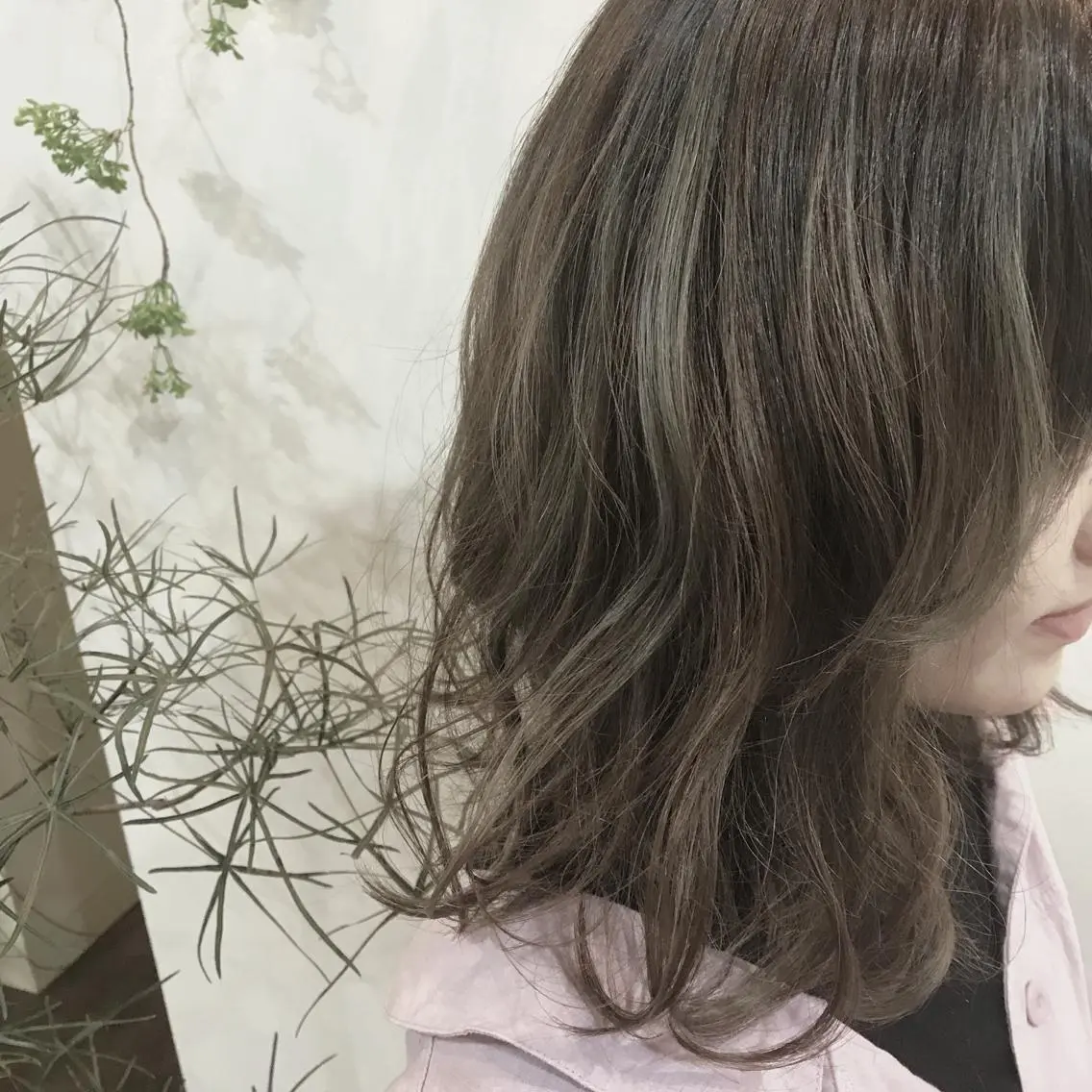 ミディアム カラー パーマ ヘアアレンジ メンズ キッズ メンズハイライト ハイライトカラー 外国人風カラー ハイライト ヘアカラー トリートメント kobayashi $hogoのヘアスタイル