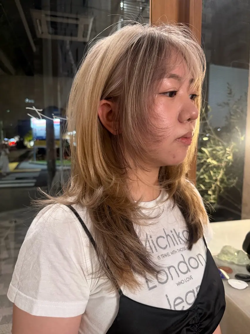 ロング ヘアカラー トリートメント 🦋ナチュラルカラー /ブリーチ🥀恵佑のヘアスタイル