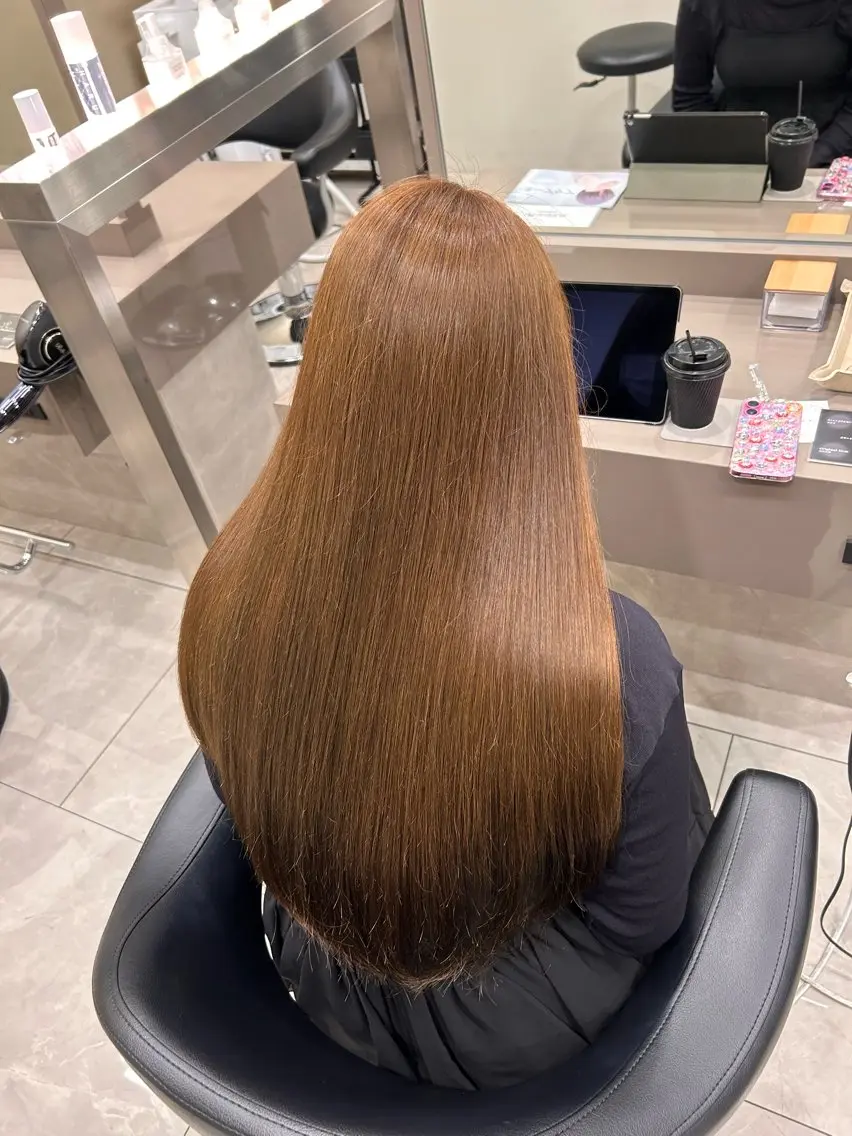 ロング カラー ベージュカラー ヘアカラー ピンピンにならない 縮毛矯正|石橋 魅仁のヘアスタイル