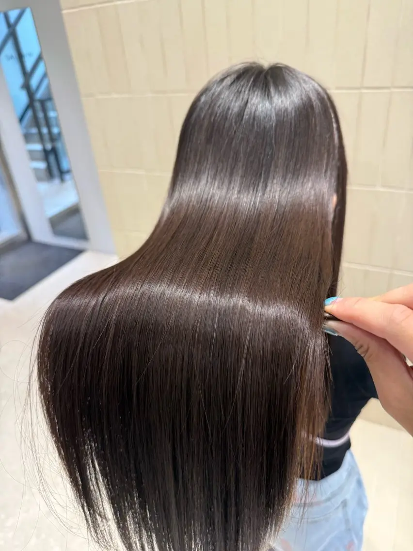 ロング パーマ ヘアアレンジ 縮毛矯正 ストレートパーマ 縮毛矯正 トリートメント 縮毛矯正/髪質改善/ ブリーチ毛/木元渓太のヘアスタイル