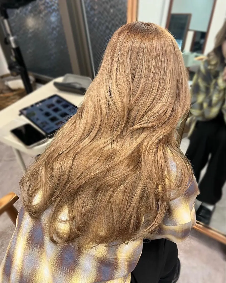 ロング カラー ヘアアレンジ ヘアカラー トリートメント hazuki🐈⬛ 透明感カラーのヘアスタイル