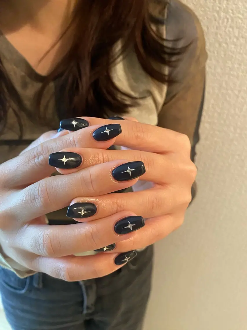 ネイル ストーンネイル tetty nailsalonのネイルデザイン