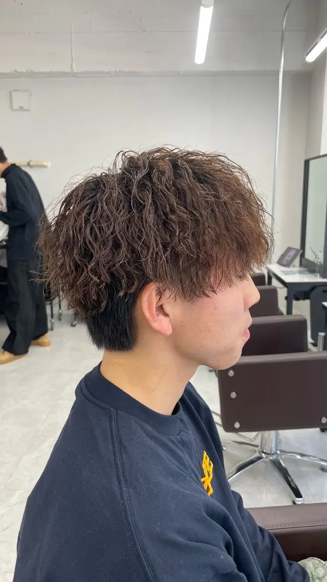 ミディアム パーマ メンズ特化AMITY SHINGOのヘアスタイル