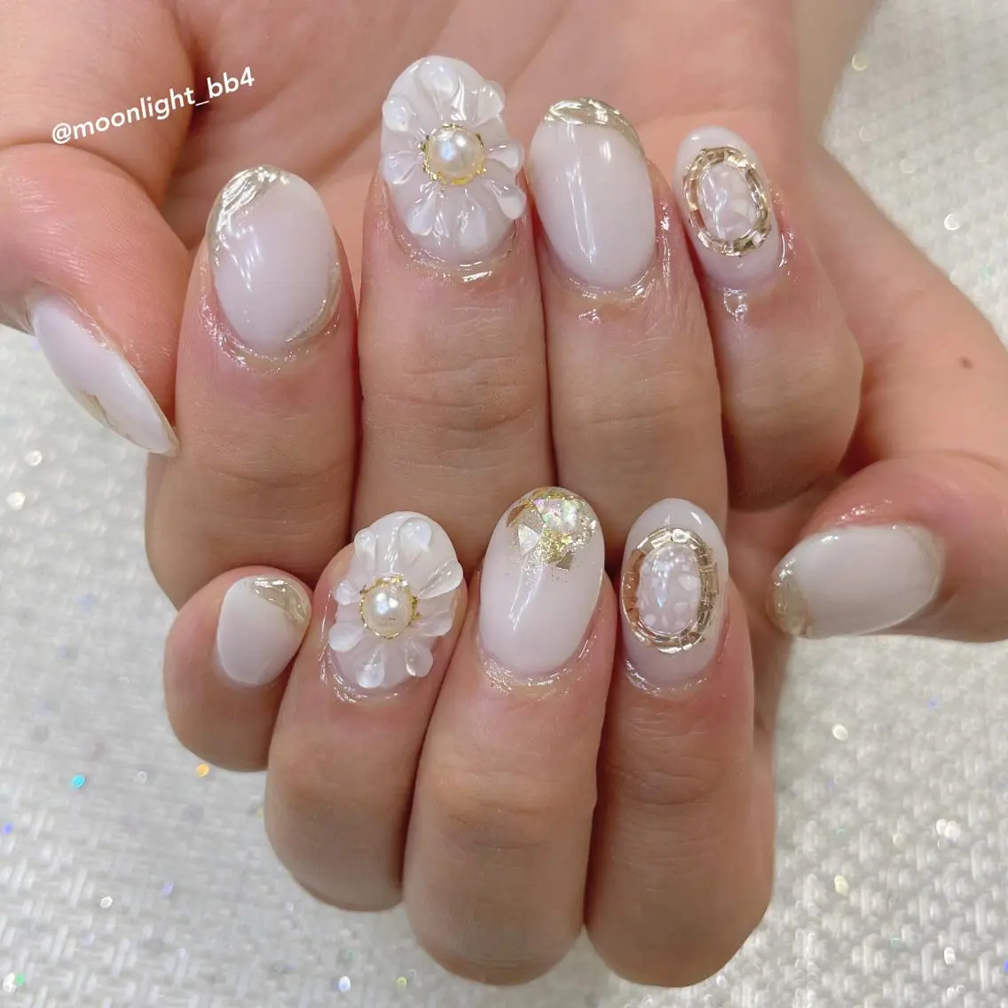 ネイル ハンドネイル MoonLight MIHOのネイルデザイン