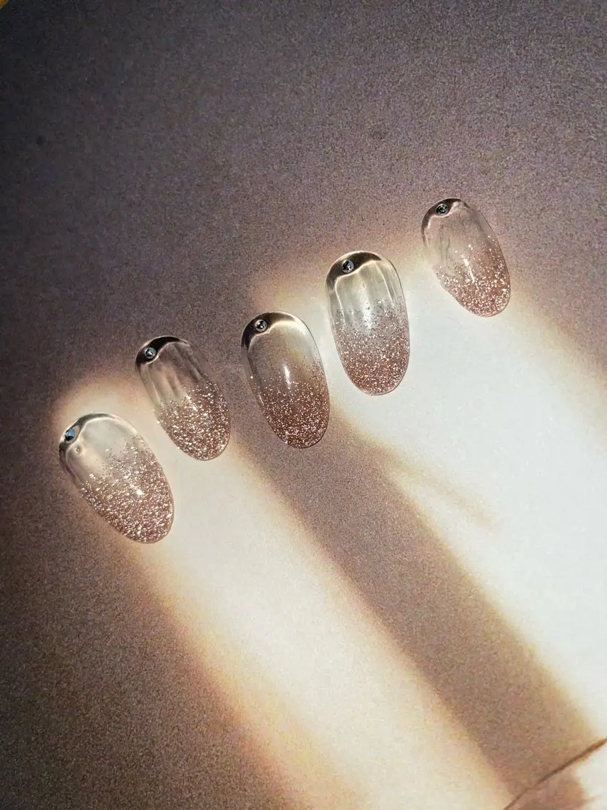 ネイル フラッシュネイル nailsalon amity🌿池田のネイルデザイン