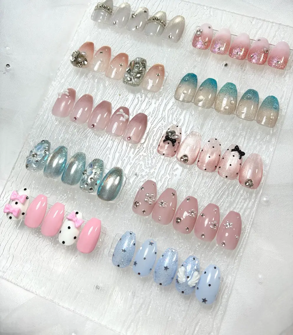 ネイル ハンドネイル hitomi 🎀所沢ネイルサロンのネイルデザイン