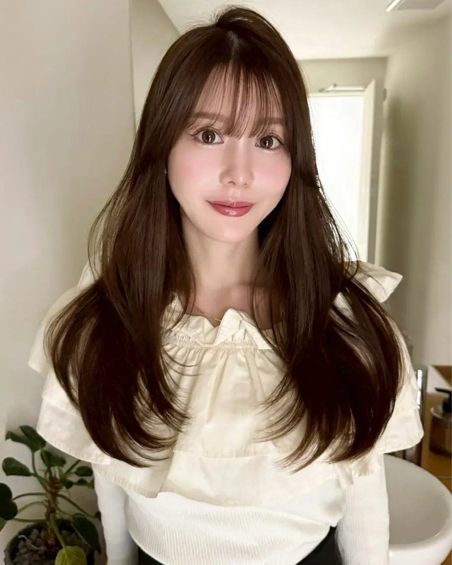 ロング ロングレイヤー レイヤーカット ロング カット ヘアカラー 透明感カラー Lity🤍ྀིaiのヘアスタイル