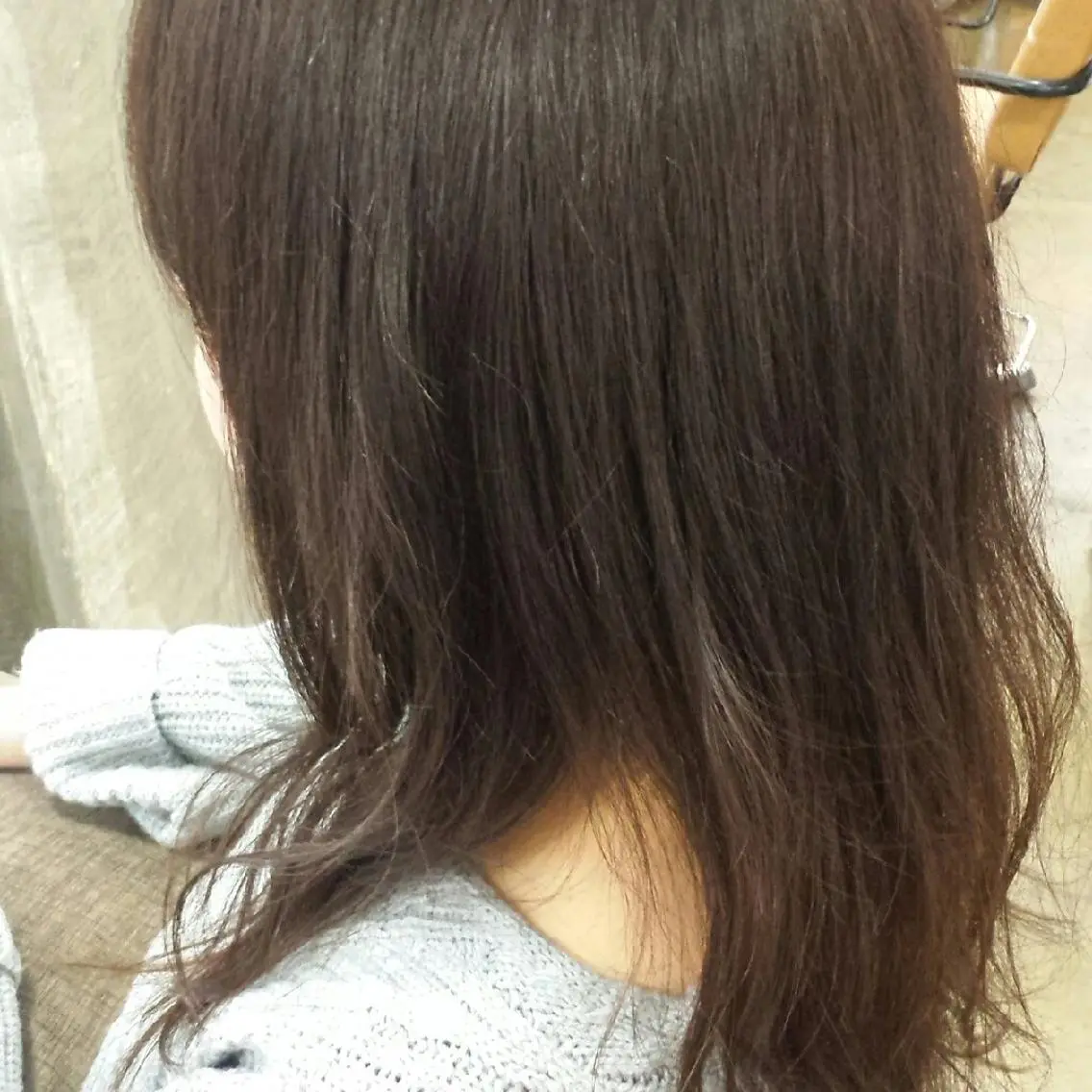 セミロング ミディアム カラー アッシュ 🔳髪質改善🔳 岡本陽のヘアスタイル