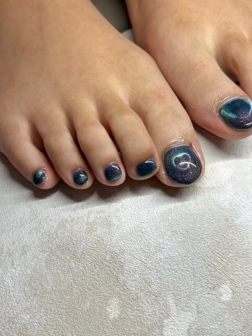 ネイル フットネイル マグネットネイル ミラーネイル ニュアンスネイル ワンカラーネイル jeu nail.のネイルデザイン