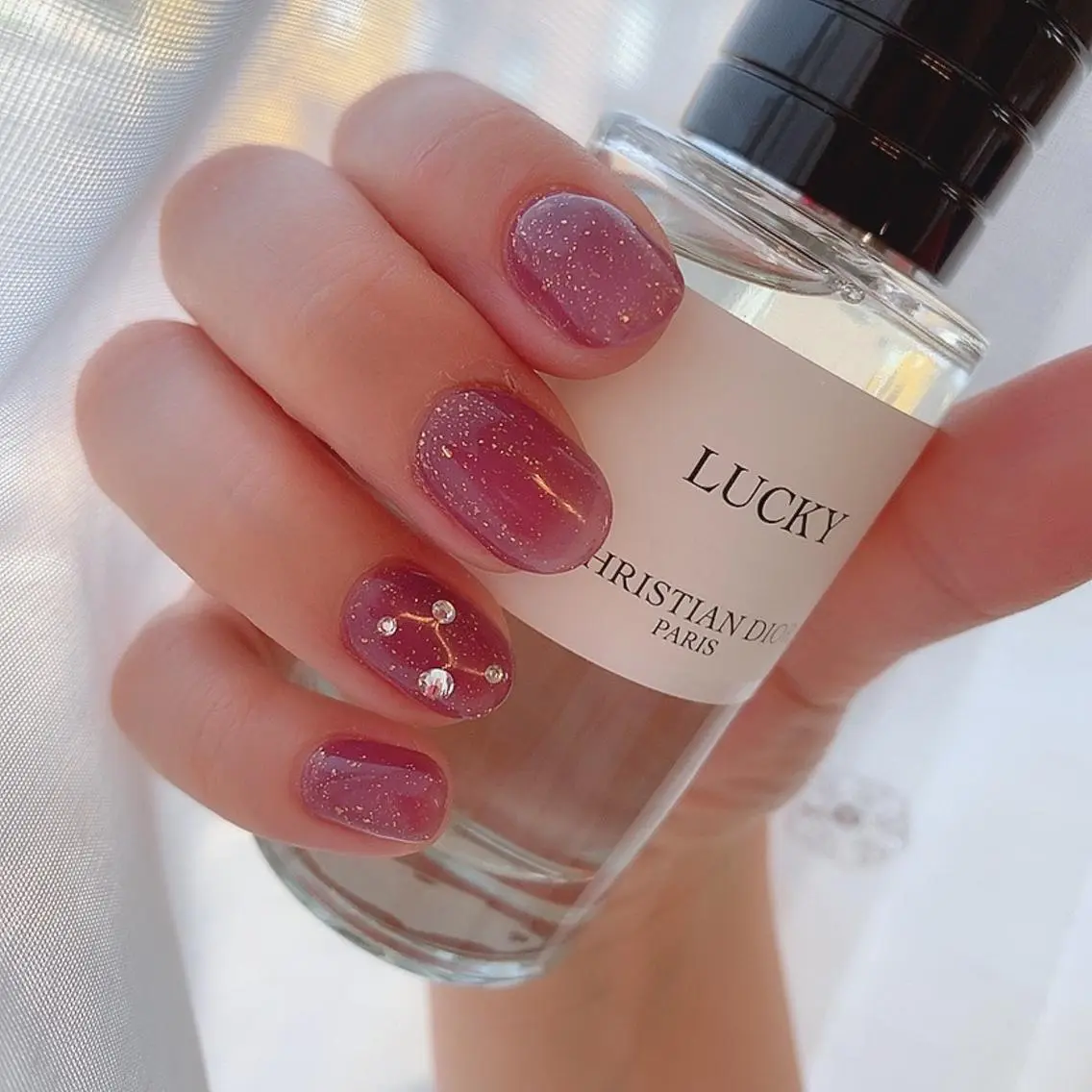 ネイル キラキラネイル nailsalon muguetのネイルデザイン