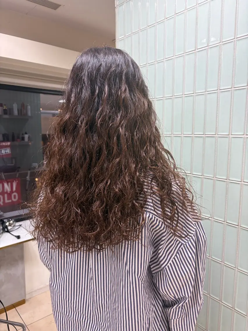 ロング パーマ 萩原 颯汰のヘアスタイル