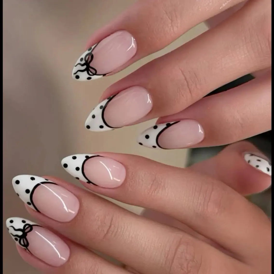 ネイル グラデーション ラメ(グリッター) マグネットネイル ミラーネイル ニュアンスネイル ハンドネイル Lumi de nailsのネイルデザイン