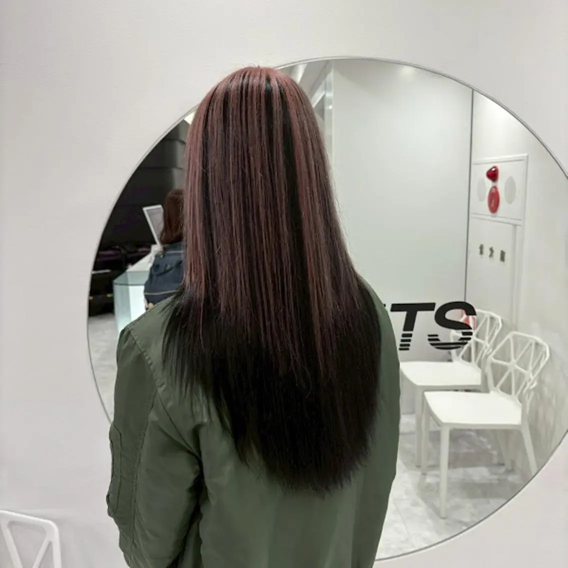 カラー 🪞official FRUITS渋谷🩰のヘアスタイル