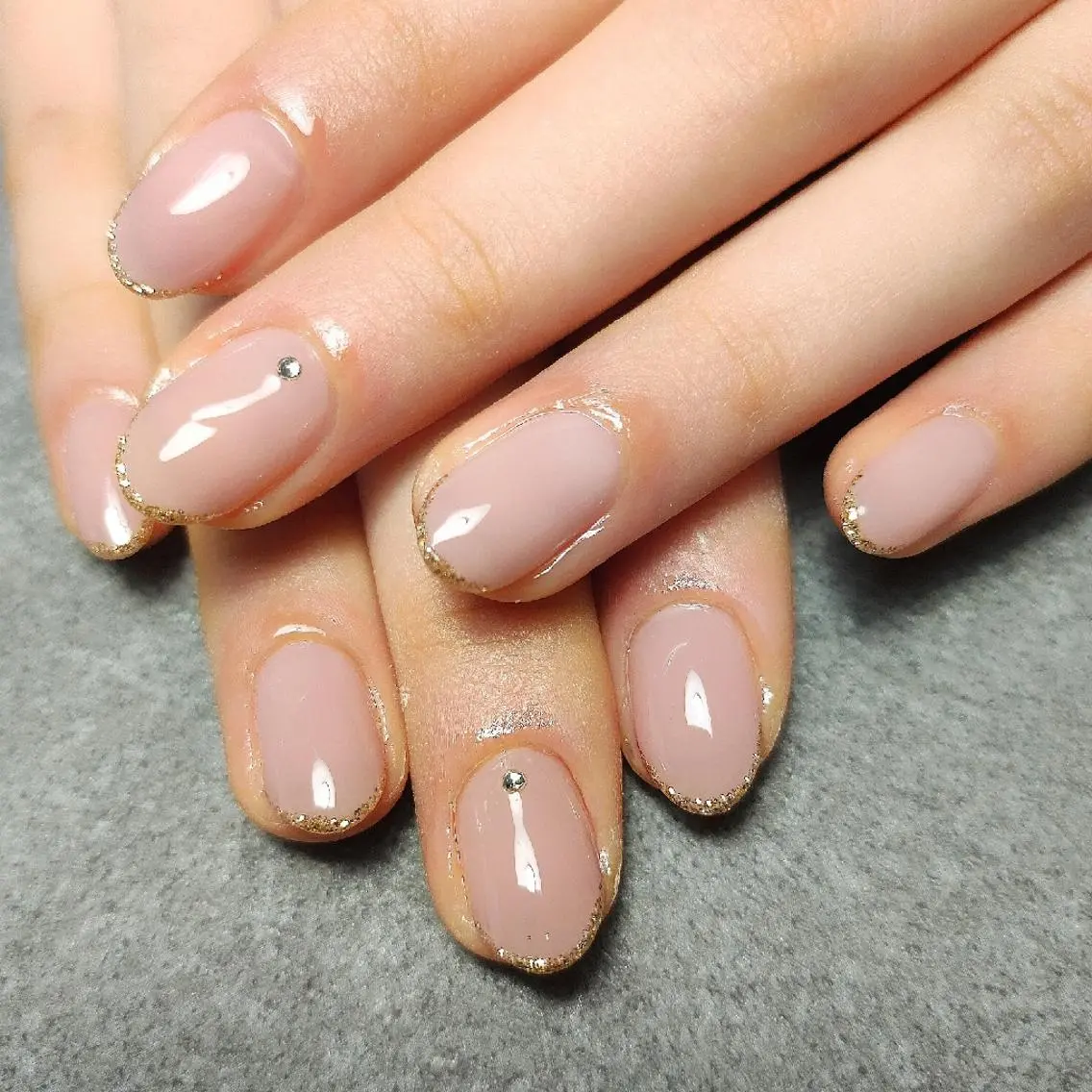 ネイル フレンチネイル ラメ(グリッター) 個人サロン saltnailのネイルデザイン