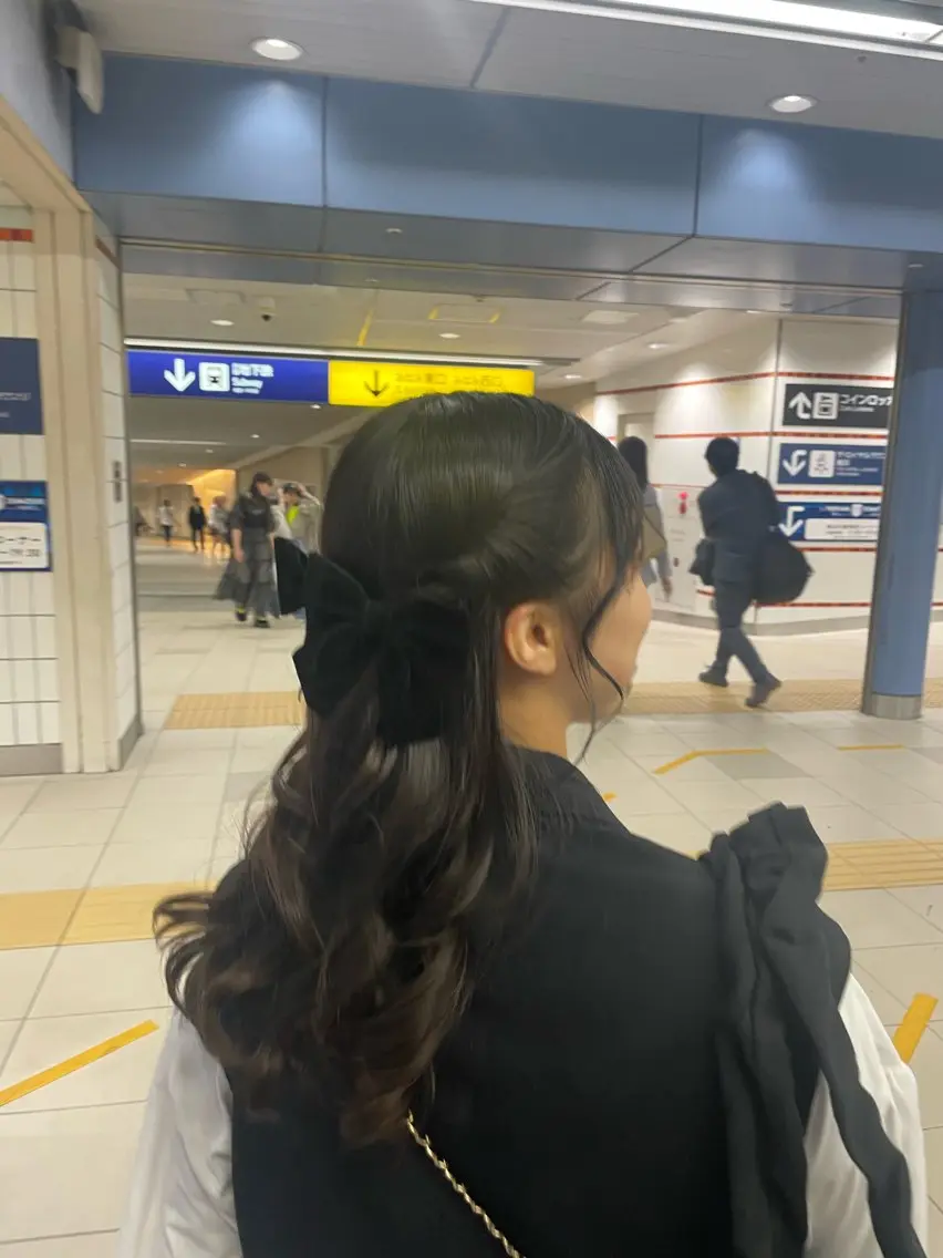 ヘアアレンジ 三宅 瑠偉のヘアスタイル