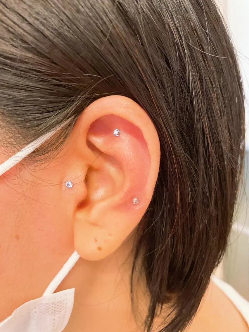 耳ツボジュエリー💎6粒の写真