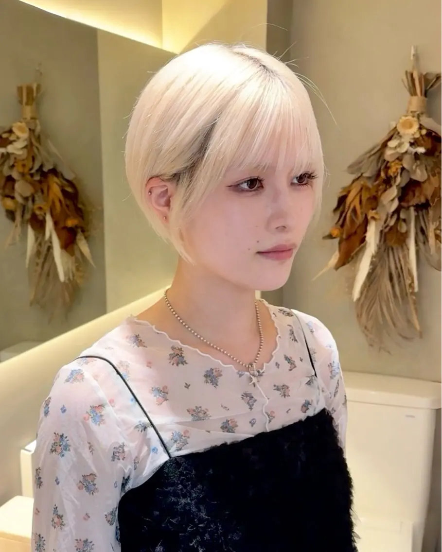 ショート カラー ショートボブ ボブ ショートヘア 小顔カット カット ヘアカラー トリートメント ショート/ボブ/パー マ原宿🪷Akinaのヘアスタイル