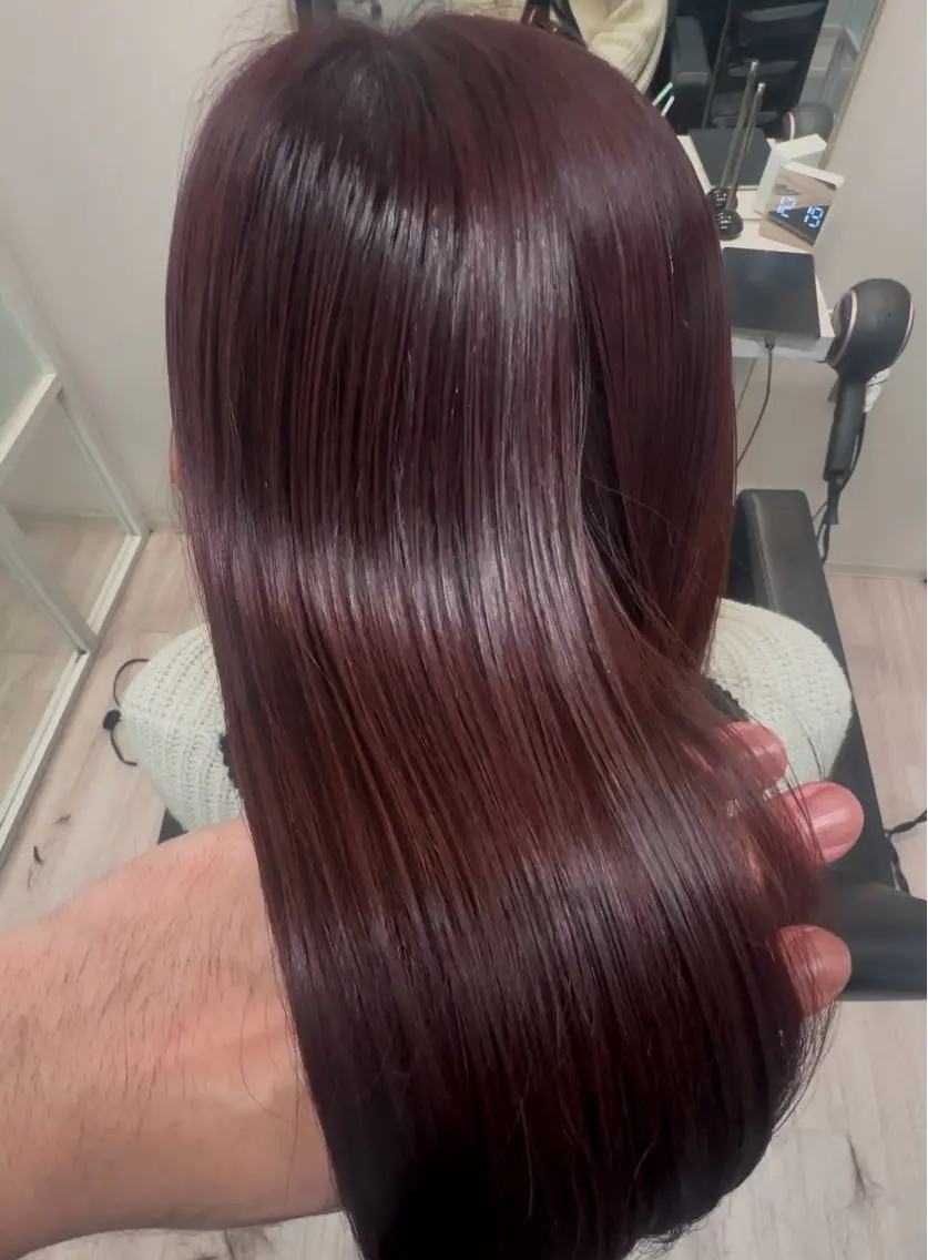 ロング カット ヘアカラー トリートメント 千葉 卓弥のヘアスタイル