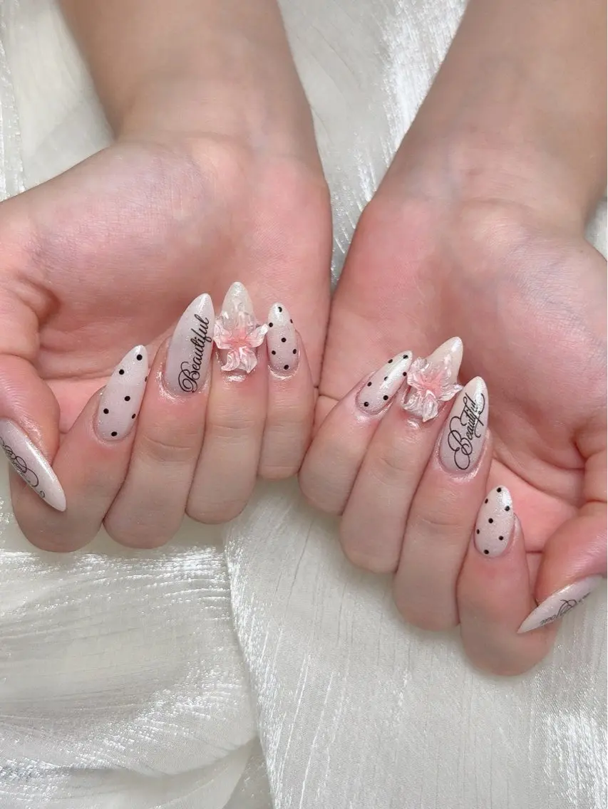 ネイル ENSalon 愛佳のネイルデザイン