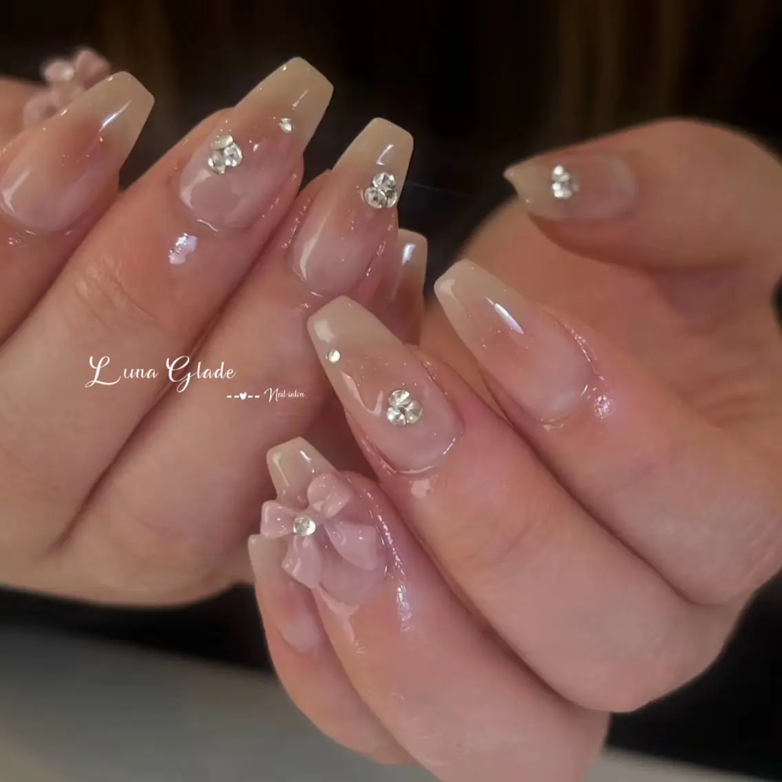 ネイル ハンドネイル Luna Gladeのネイルデザイン