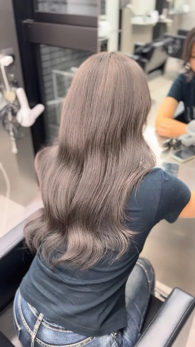 カラー Lapis 福岡大名 AIのヘアスタイル