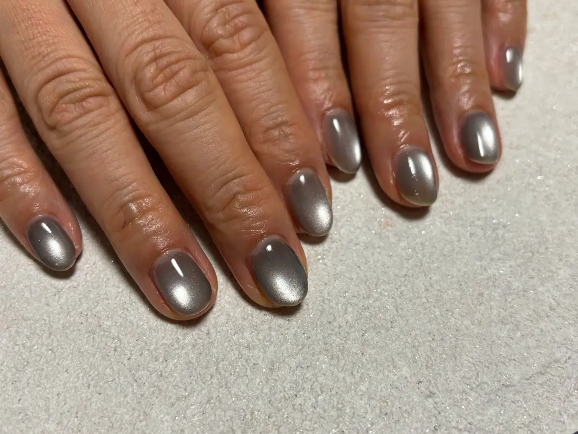 ネイル オーロラネイル フットネイル フレンチネイル ジェルネイル 韓国ネイル ハンドネイル kiki nail &brow二子玉川のネイルデザイン