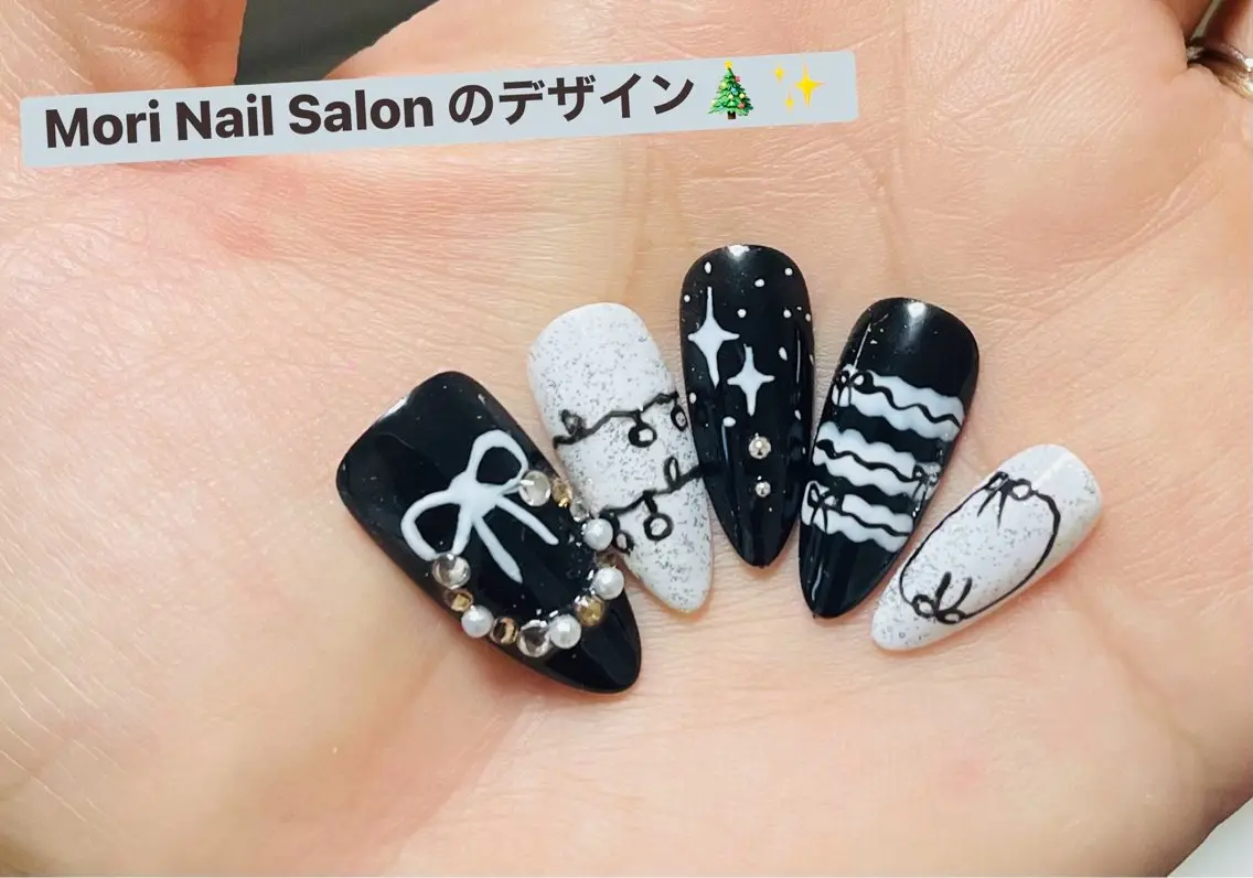 ネイル 冬ネイル クリスマス MORI ネイル SALONのネイルデザイン