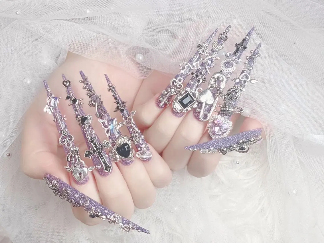 ネイル チークネイル 長さ出し フラッシュネイル フレンチネイル グラデーション ハンドネイル Lenie Nail Salonのネイルデザイン