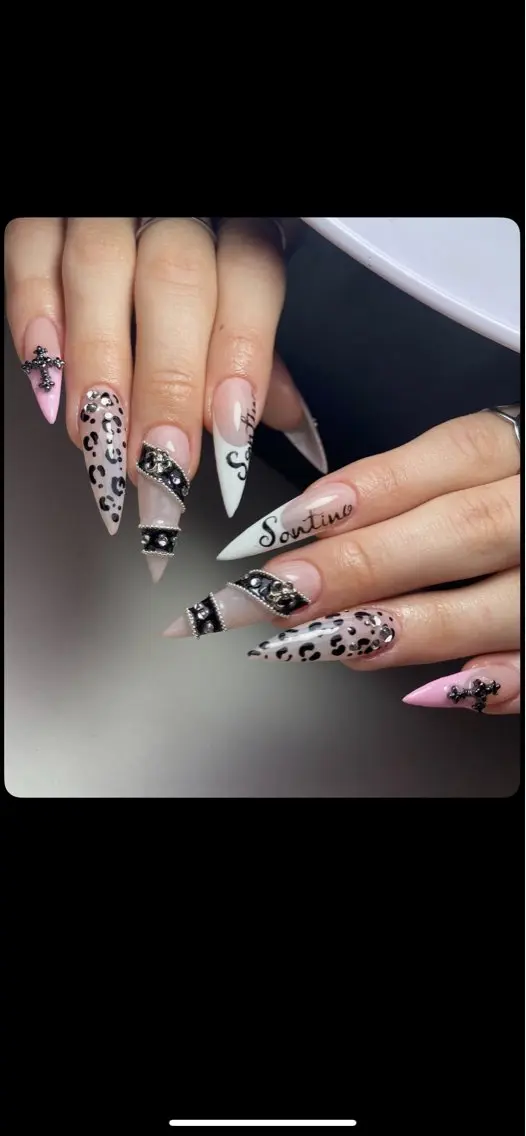 ネイル ハンドネイル NiJi Nailsのネイルデザイン