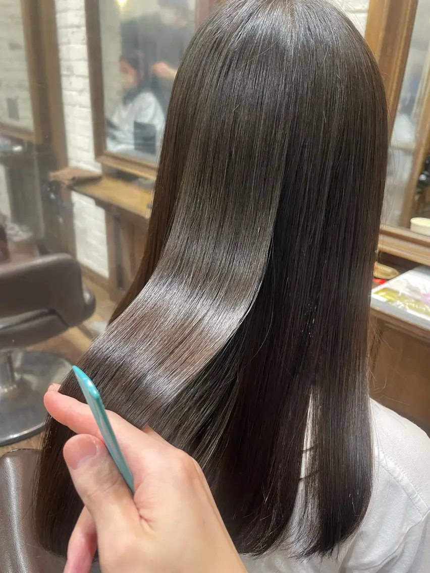 ロング カット 縮毛矯正 トリートメント Shutter RYOのヘアスタイル