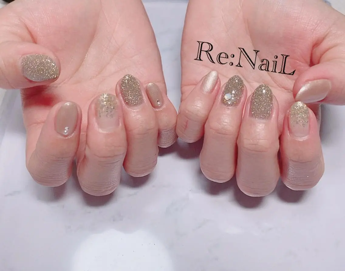 ネイル アートネイル フラッシュネイル ジェルネイル ピンク ストーンネイル Re:NaiL (リネイル)のネイルデザイン