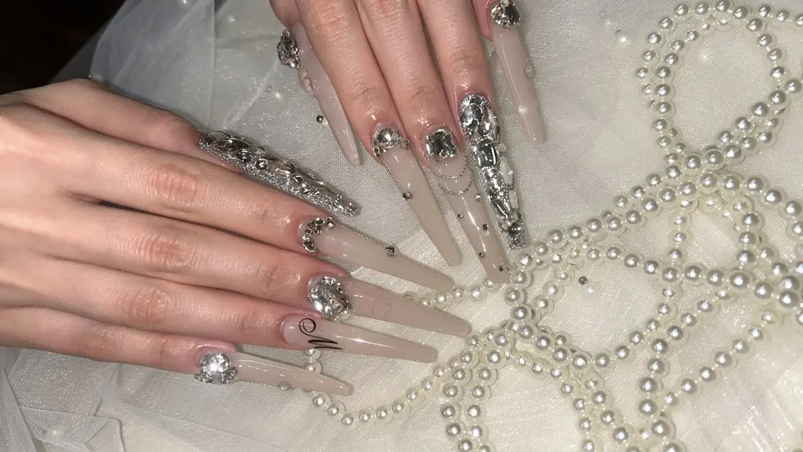 ネイル ロングネイル ハンドネイル 《LB》ラブリエ Nail&eyeのマツエク・マツパデザイン