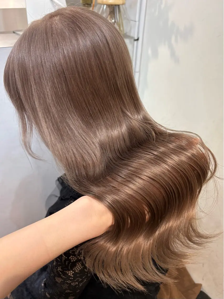 ミディアム カラー ヘアアレンジ ココアグレージュ グレージュ 🧸艶々韓国ヘア 🧁mizunaのヘアスタイル