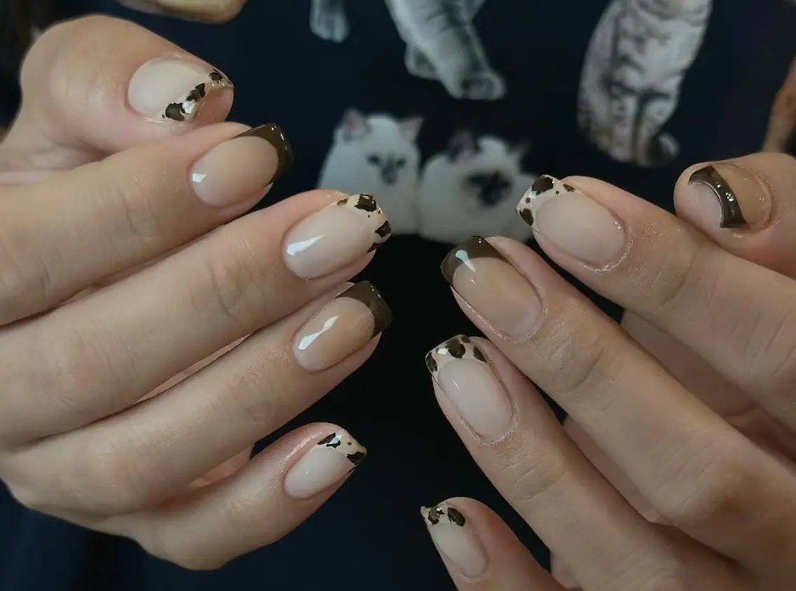 ネイル ハンドネイル 🎀 Ayaka_nailのネイルデザイン