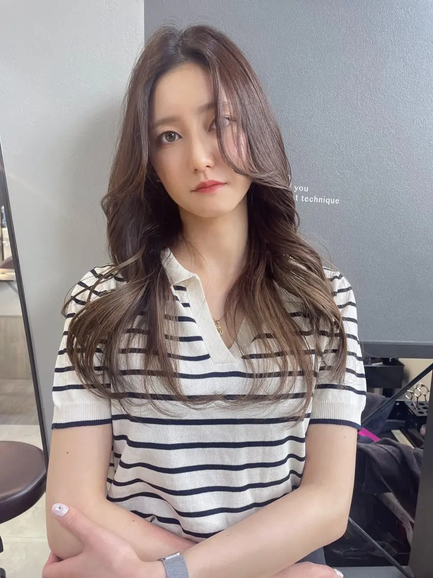 ロング カラー 韓国風ヘア レイヤーカット カット ヘアカラー AIRI layer cut hairのヘアスタイル