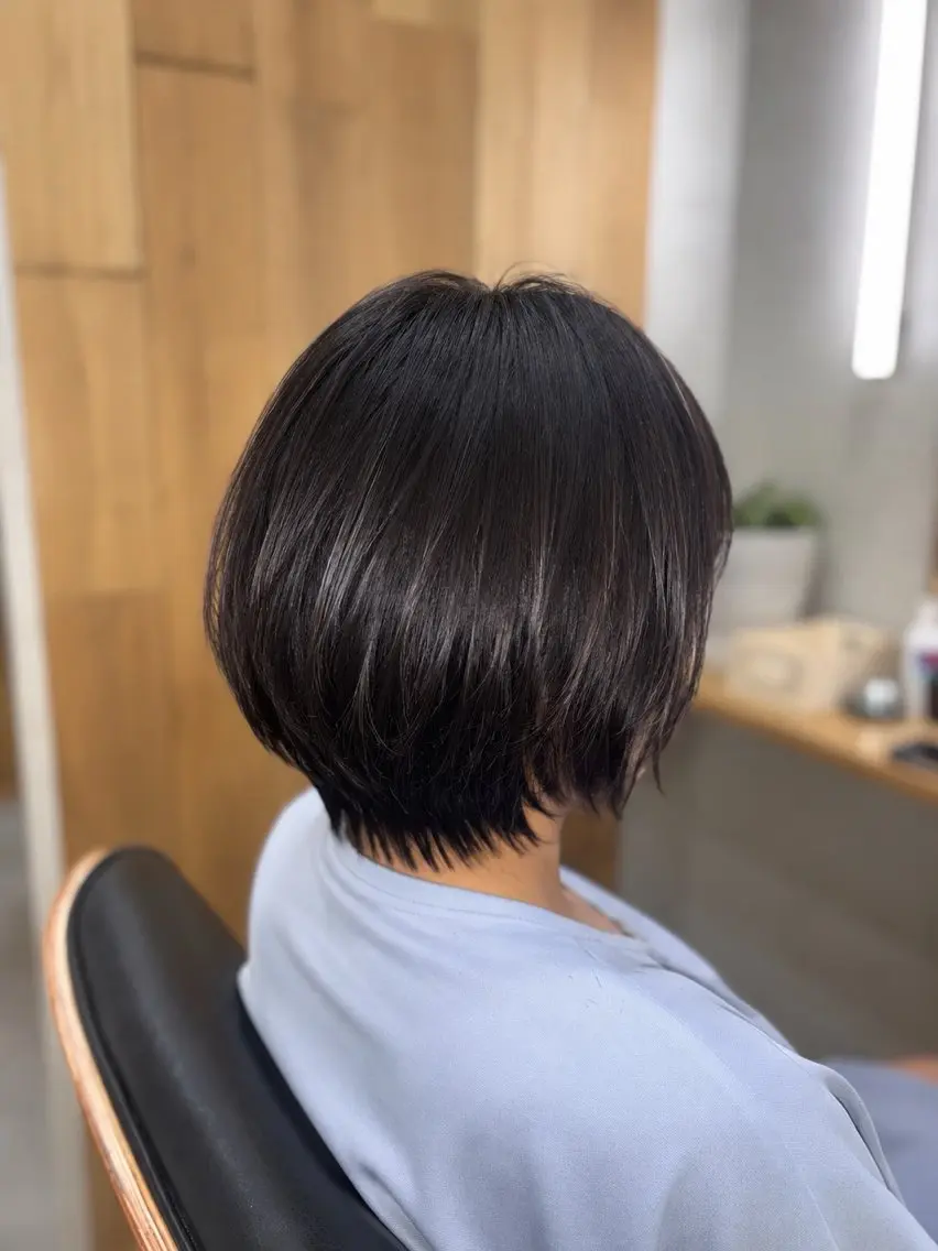 ショート カット ヘアカラー トリートメント 白鳥 正孝のヘアスタイル