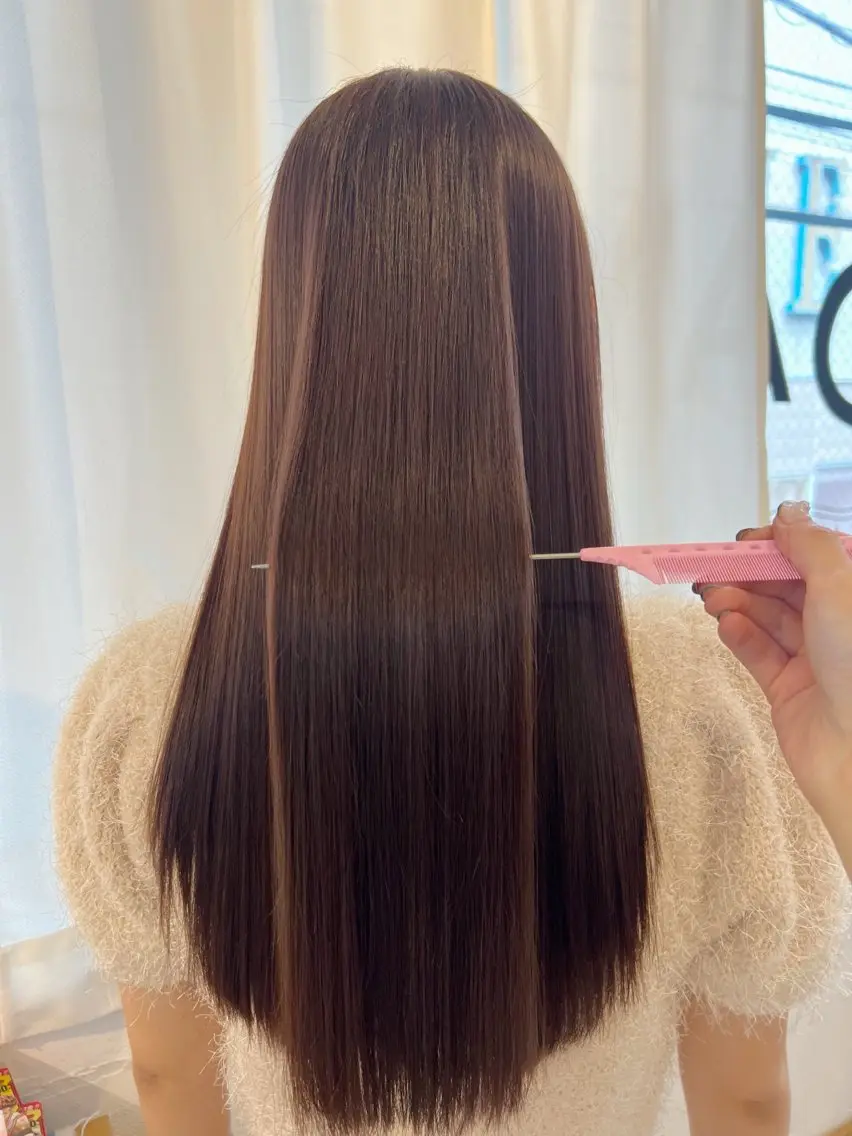 ロング カラー ブラウンカラー 透明感カラー デザインカラー イヤリングカラー ハイライトカラー ヘアカラー 縮毛矯正 トリートメント KANA/ボブ/ インナーカラー/艶髪のヘアスタイル