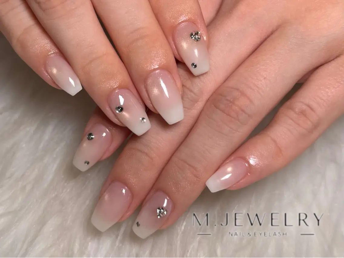 ネイル ハンドネイル M.JEWELRY REMI🎀のネイルデザイン