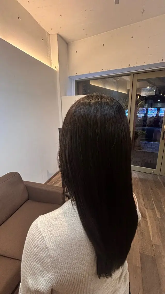 ロング カラー 角田 癒音のヘアスタイル