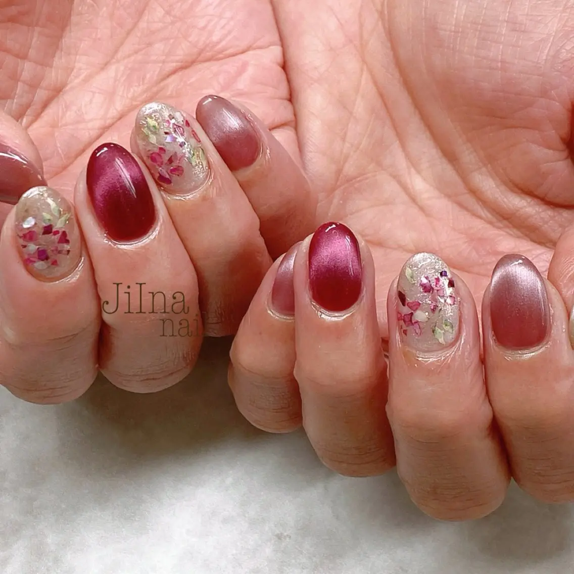 ネイル マグネットネイル JiIna nailのネイルデザイン