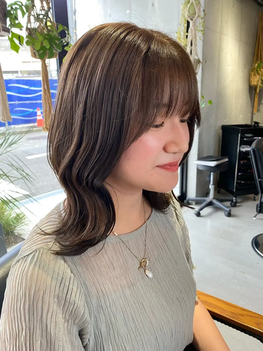ミディアム カット ヘアカラー FERIA池田 石田較貴のヘアスタイル
