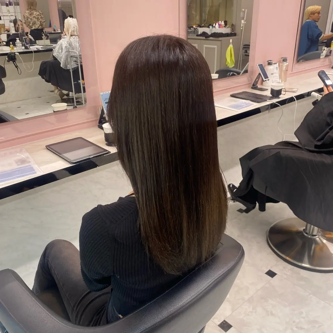 ロング カラー 透明感ベージュカラー 🪞上野🪞AIのヘアスタイル