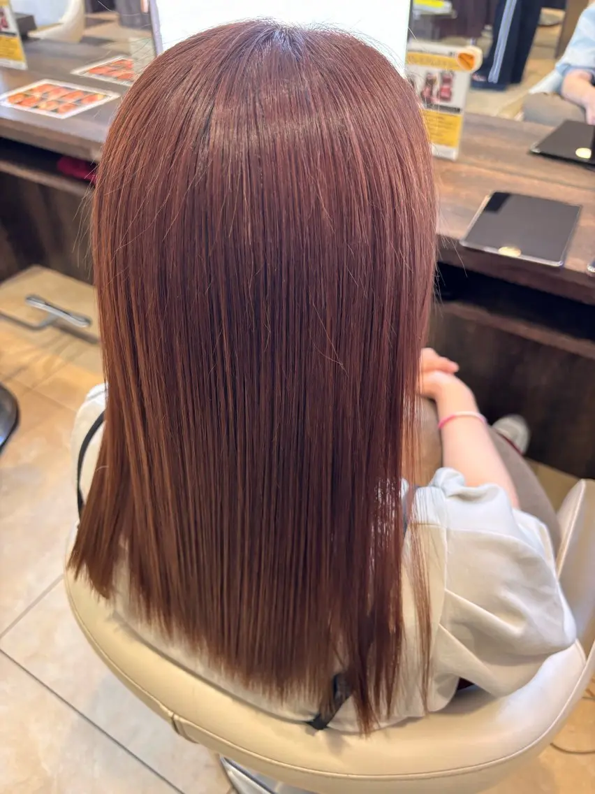 カラー ベージュカラー ピンクカラー ピンクベージュ ヘアカラー 守谷 奏穂のヘアスタイル