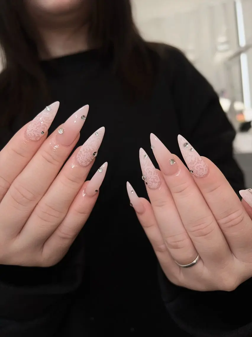 ネイル チークネイル 長さ出し フレンチネイル ジェルネイル ガーリー ハンドネイル Sora  Nail Studioのネイルデザイン