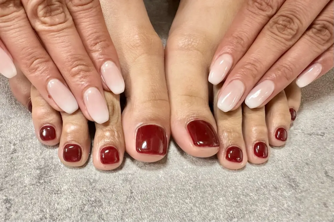 【パラジェル変更OK!!】【👣Foot👣ワンカラーネイル】OFFあり❤️🔥カラー変更OK!!!!の写真