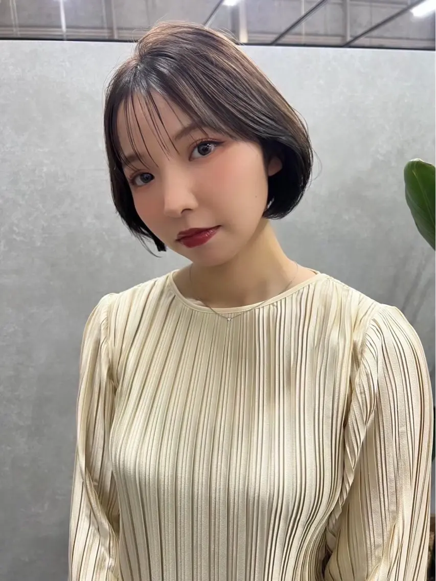 ミディアム カット ヘアカラー 佐藤 菜穂のヘアスタイル